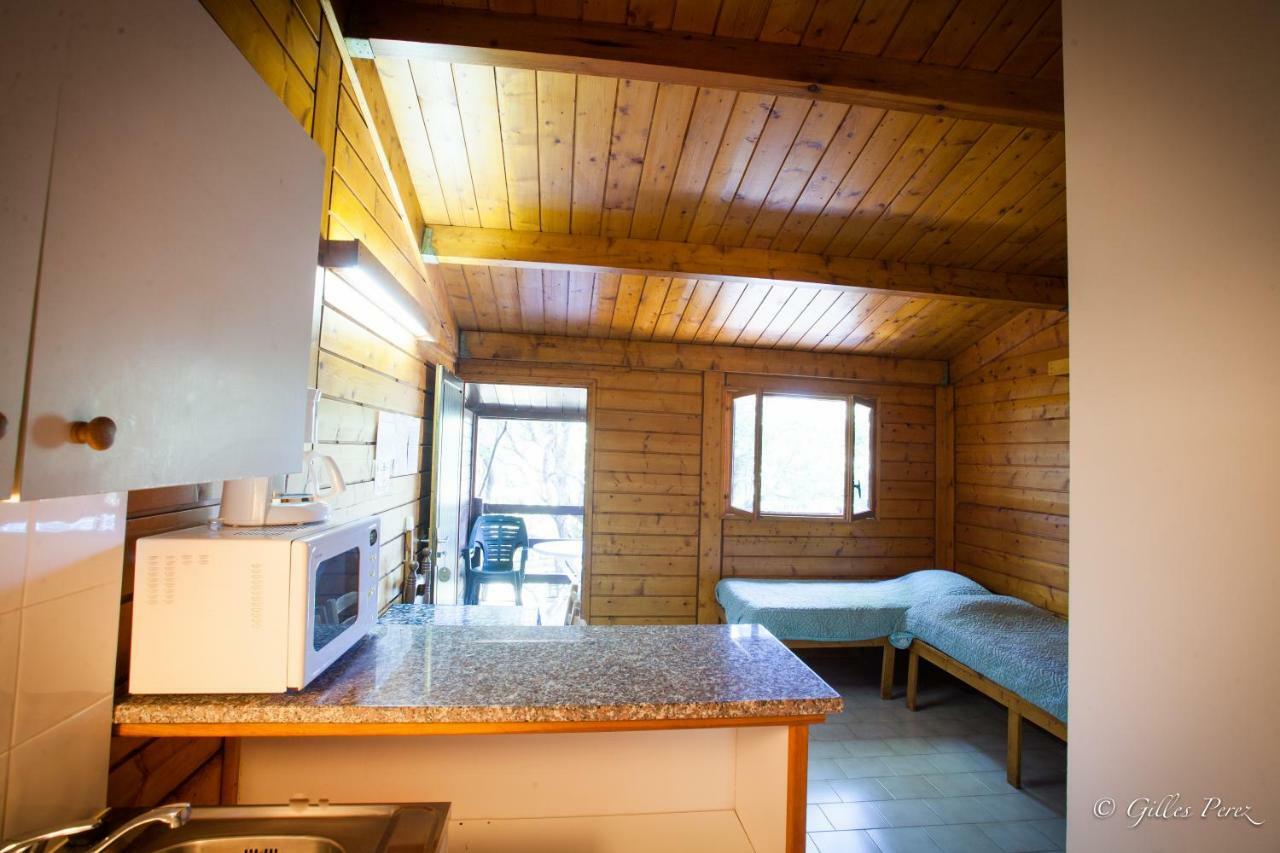 Residence Marina Livia Serriera  Eksteriør billede